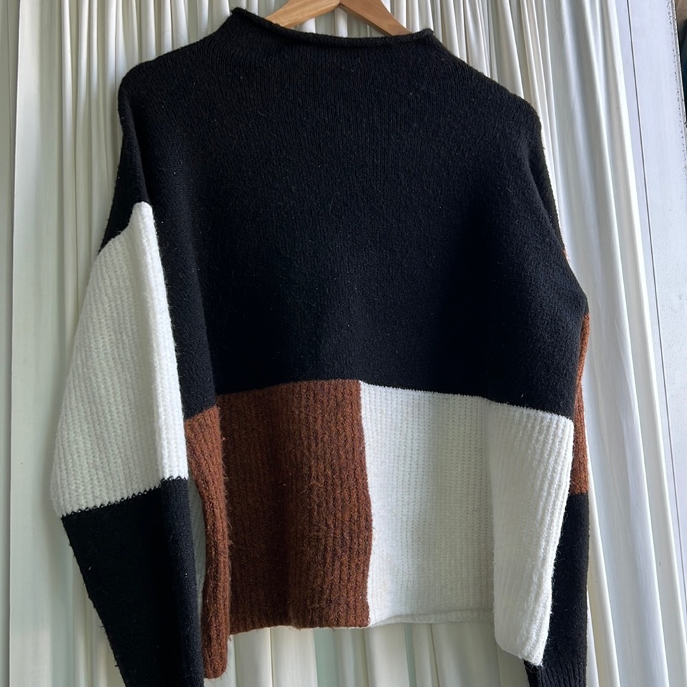 Paper Crane - size small - sweater: black, white and brown